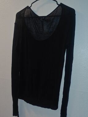 Forever 21 Black Long-Sleeve Scoop Neck Top Sz M